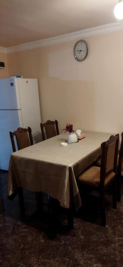 Asine Yerevan Bagian luar foto